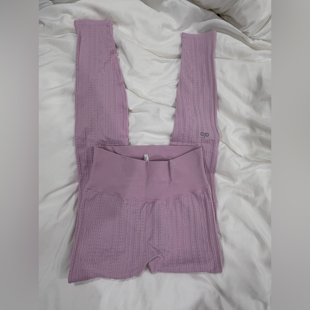 Alo Yoga Cable Knit Leggings Lilac Purple High-Waist Size S - Picture 4 of 5